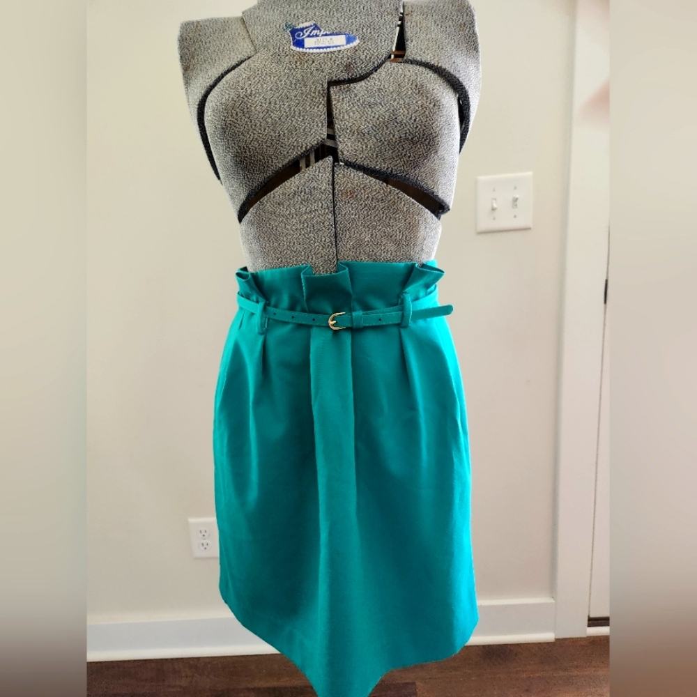 The Limited teal skirt size 4.